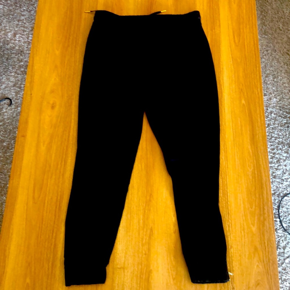 Cute black zyia joggers